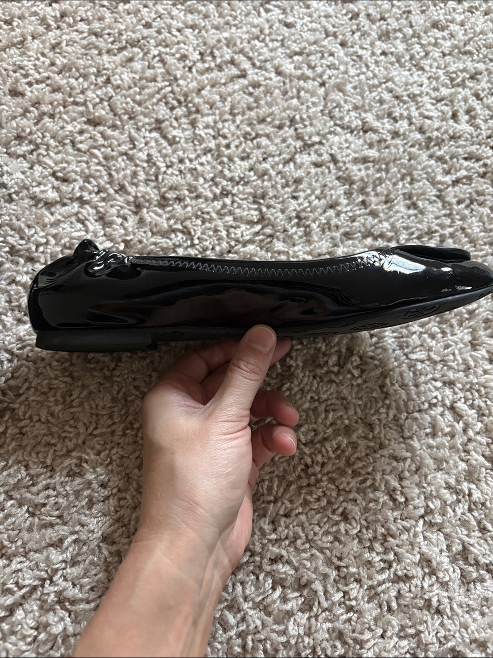 Tory Burch Black Patent Leather Logo Ballet Flats - Picture 4 of 7